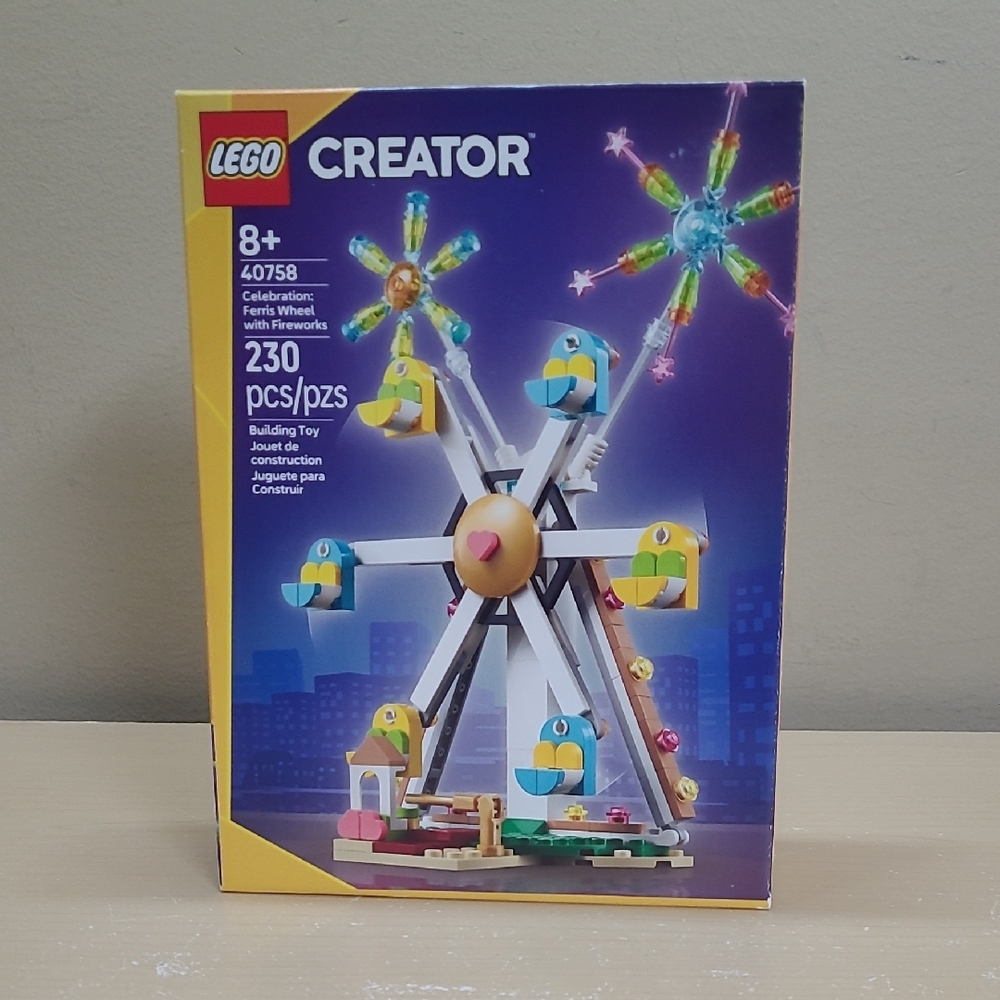 Lego Celebration Ferris Wheel With Fireworks & Iconic Heart 230 Pieces 40758 NWT